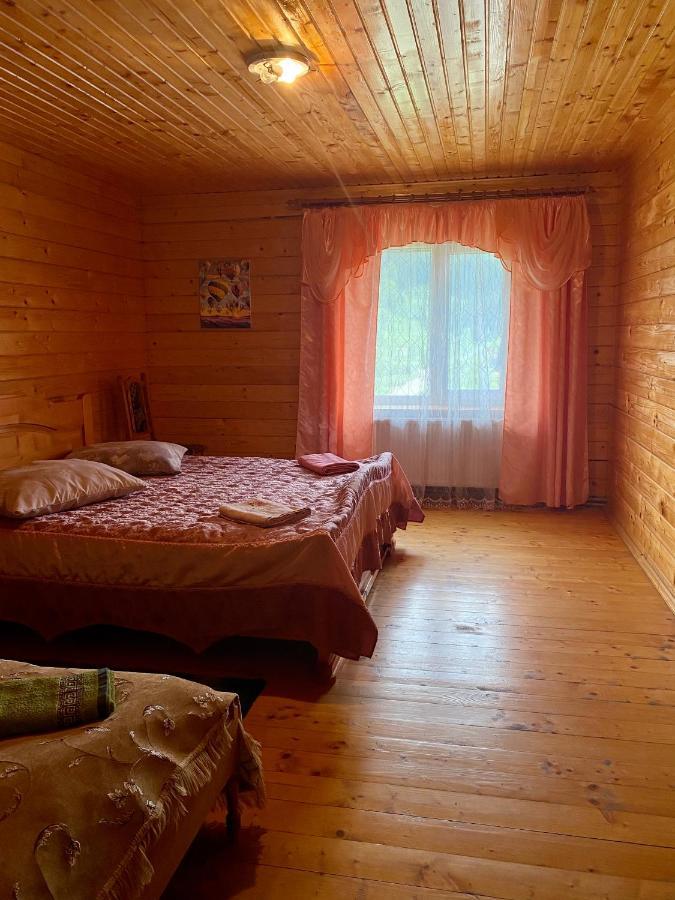 Medova Hata Hotel Verkhnyaya Rozhanka ภายนอก รูปภาพ
