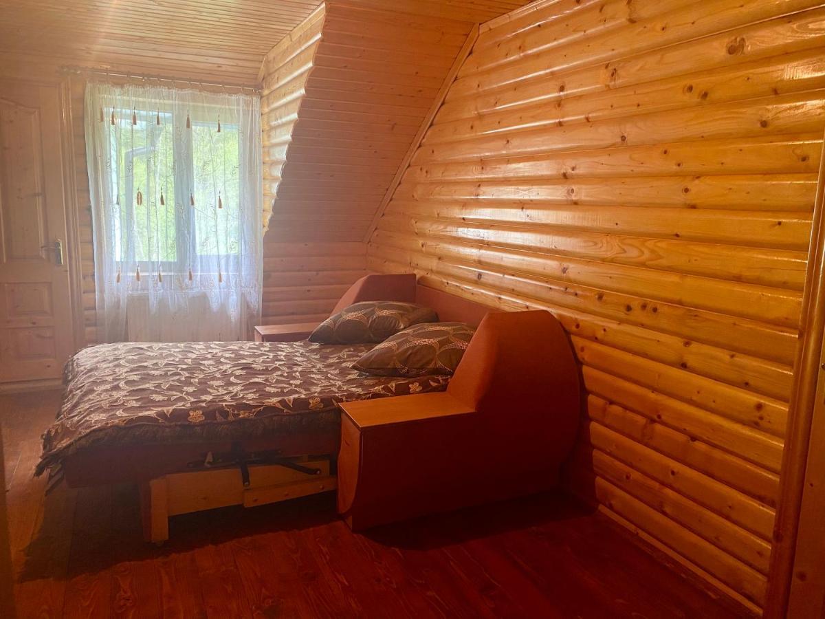 Medova Hata Hotel Verkhnyaya Rozhanka ภายนอก รูปภาพ