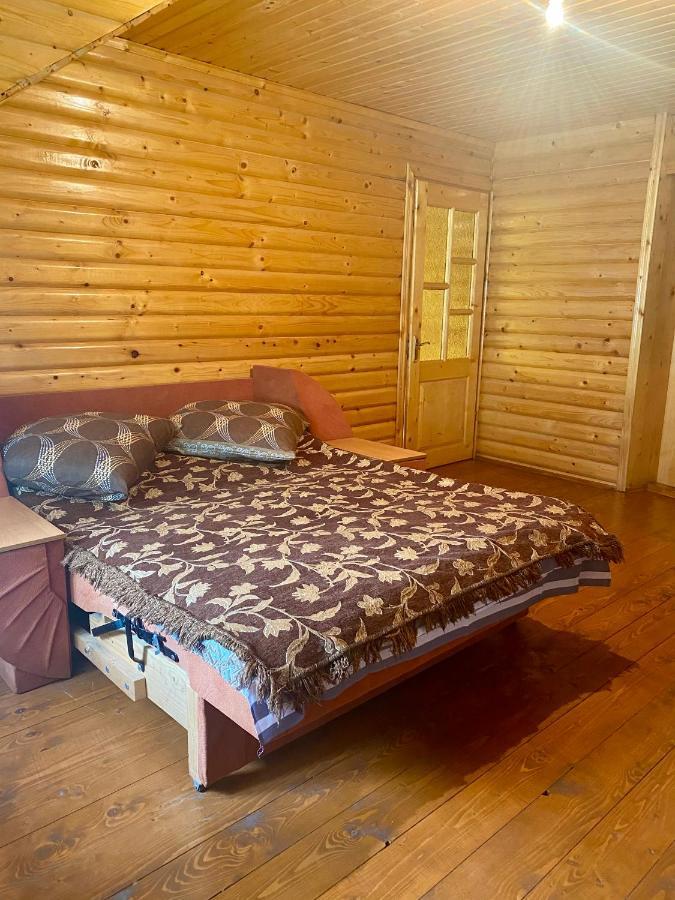 Medova Hata Hotel Verkhnyaya Rozhanka ภายนอก รูปภาพ