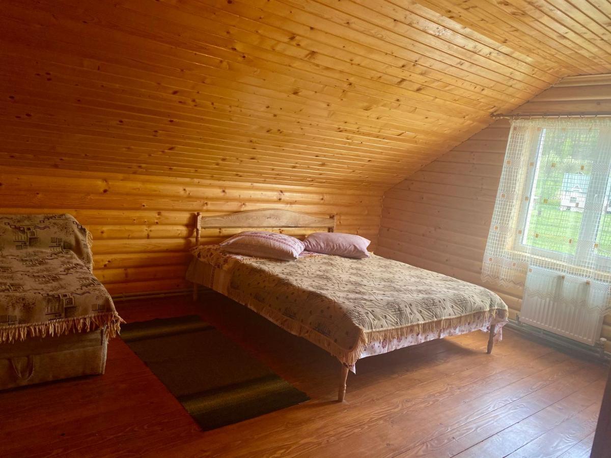Medova Hata Hotel Verkhnyaya Rozhanka ภายนอก รูปภาพ