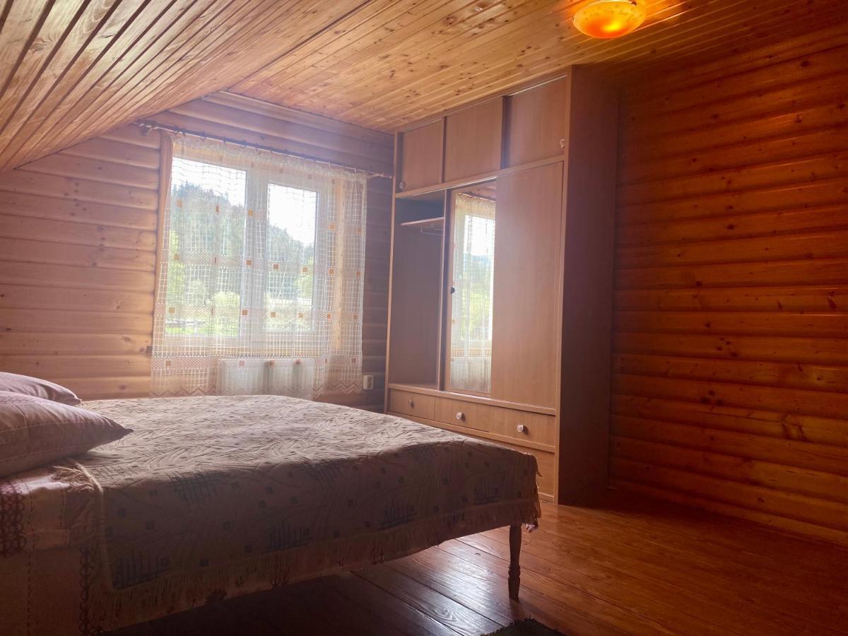 Medova Hata Hotel Verkhnyaya Rozhanka ภายนอก รูปภาพ