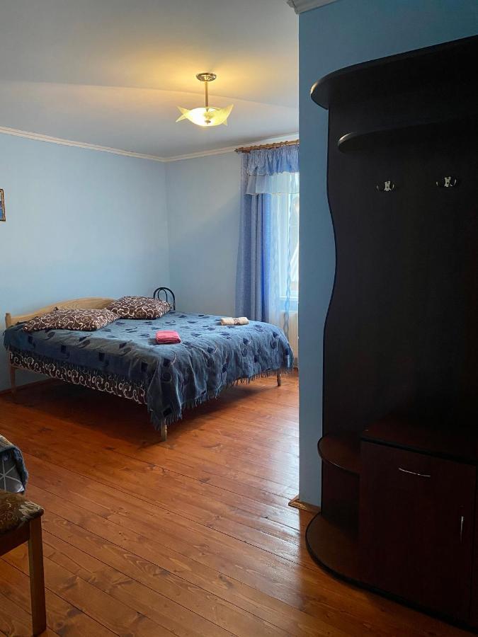 Medova Hata Hotel Verkhnyaya Rozhanka ภายนอก รูปภาพ