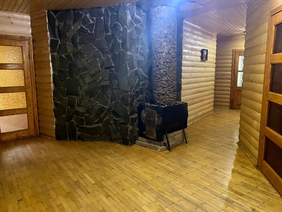 Medova Hata Hotel Verkhnyaya Rozhanka ภายนอก รูปภาพ