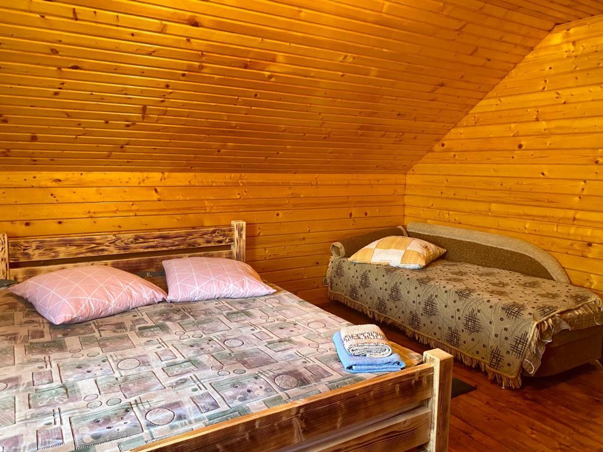 Medova Hata Hotel Verkhnyaya Rozhanka ภายนอก รูปภาพ